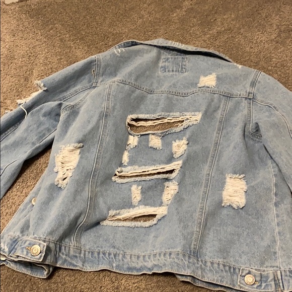 Distressed jean jacket - Picture 3 of 4